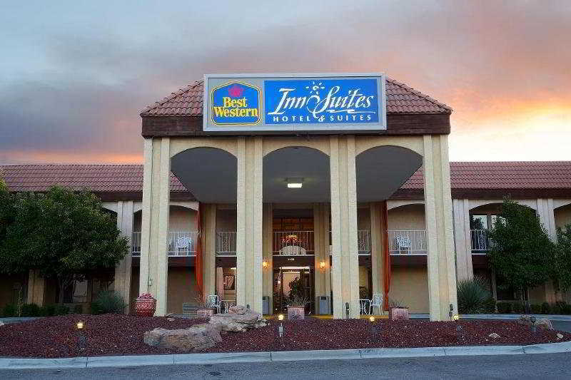 Best Western Airport Albuquerque Innsuites Hotel & Suites Bagian luar foto